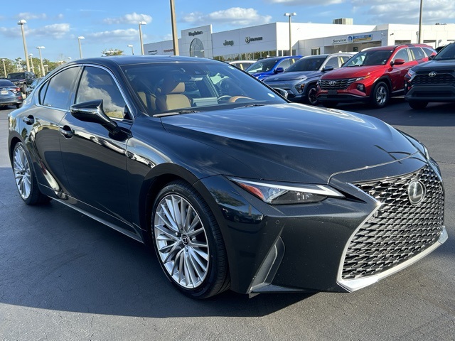 2022 Lexus IS 300 3