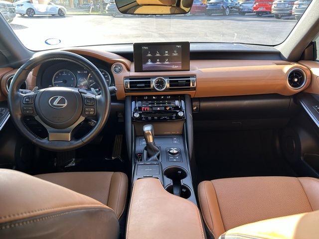 2022 Lexus IS 300 17