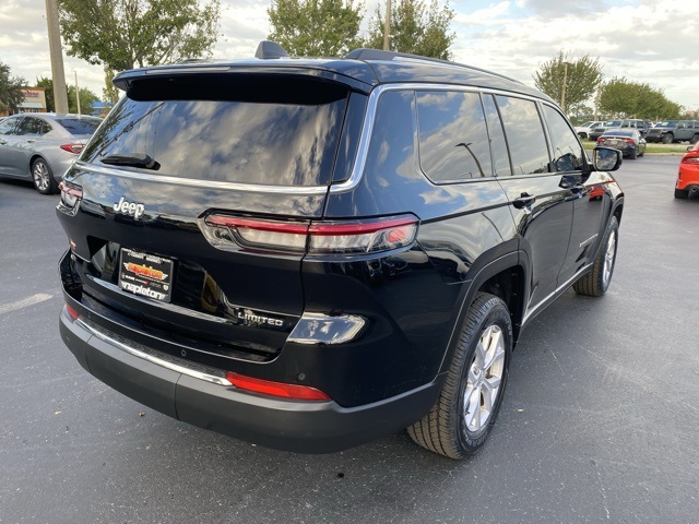 2022 Jeep Grand Cherokee L Limited 7