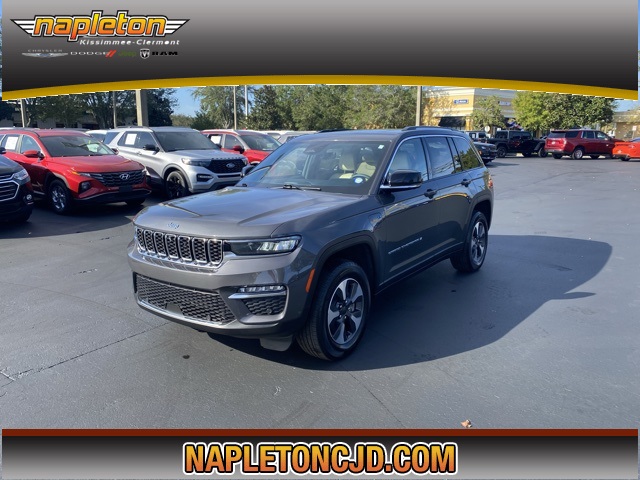 2022 Jeep Grand Cherokee Base 4xe 1