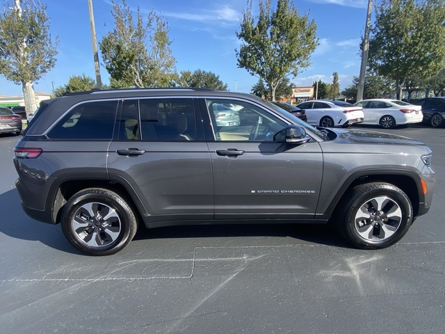 2022 Jeep Grand Cherokee Base 4xe 6