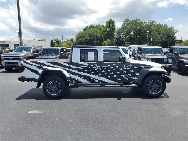 2022 Jeep Gladiator Overland 26