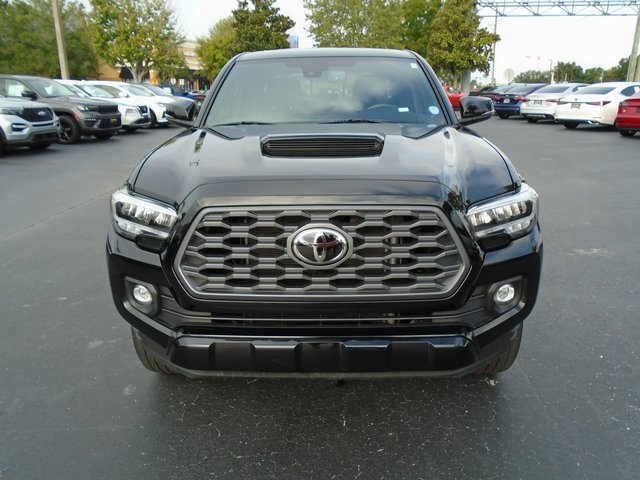 2022 Toyota Tacoma TRD Sport 2