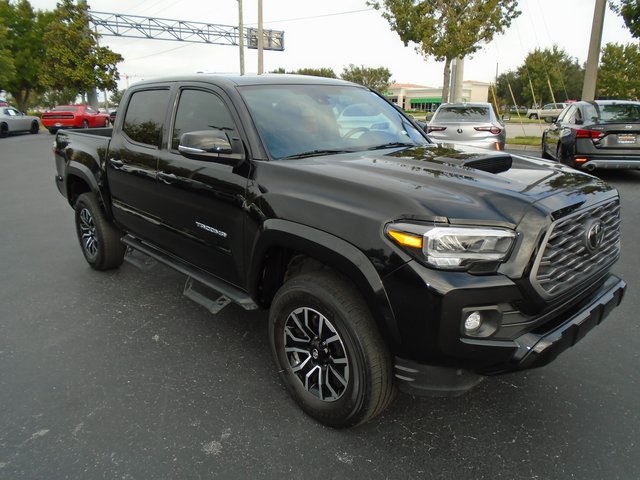 2022 Toyota Tacoma TRD Sport 11