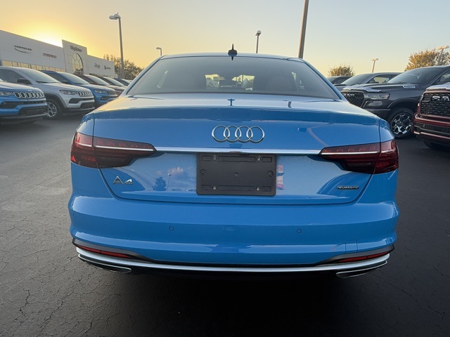 2022 Audi A4 45 S line Premium Plus 6