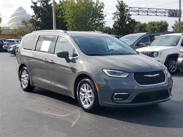 2022 Chrysler Pacifica Touring L 23