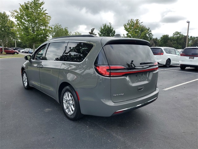 2022 Chrysler Pacifica Touring L 5