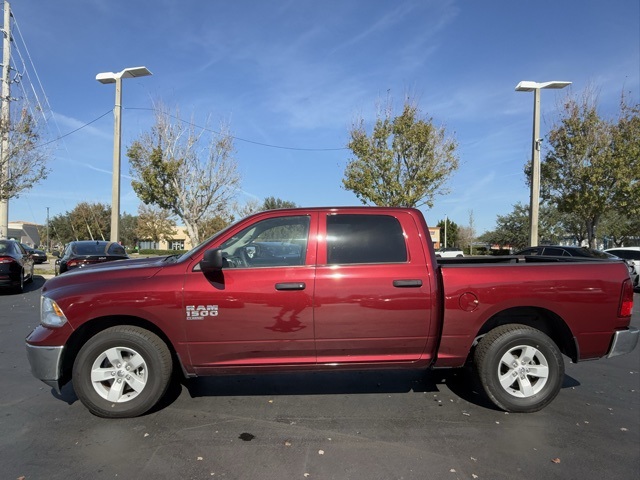 2022 Ram 1500 Classic SLT 4