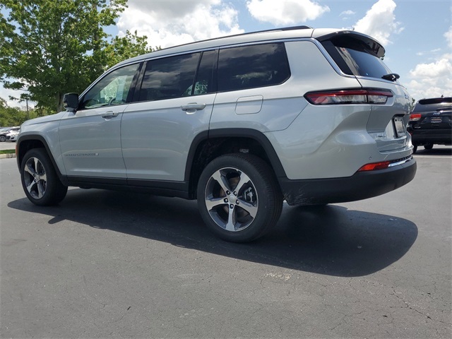 2023 Jeep Grand Cherokee L Limited 19