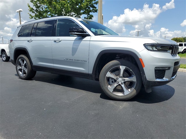 2023 Jeep Grand Cherokee L Limited 23