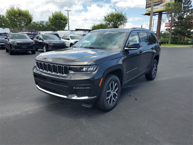 2023 Jeep Grand Cherokee L Limited 3