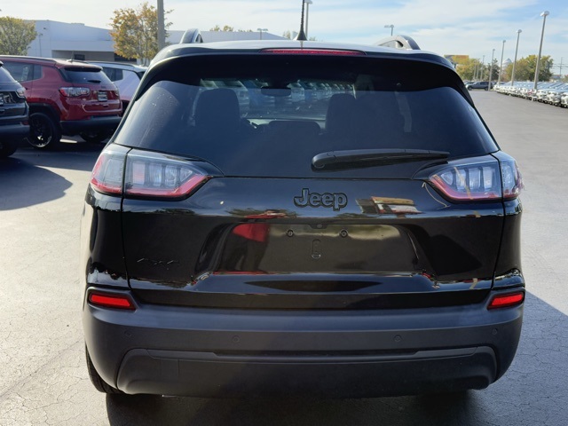 2023 Jeep Cherokee Altitude 6