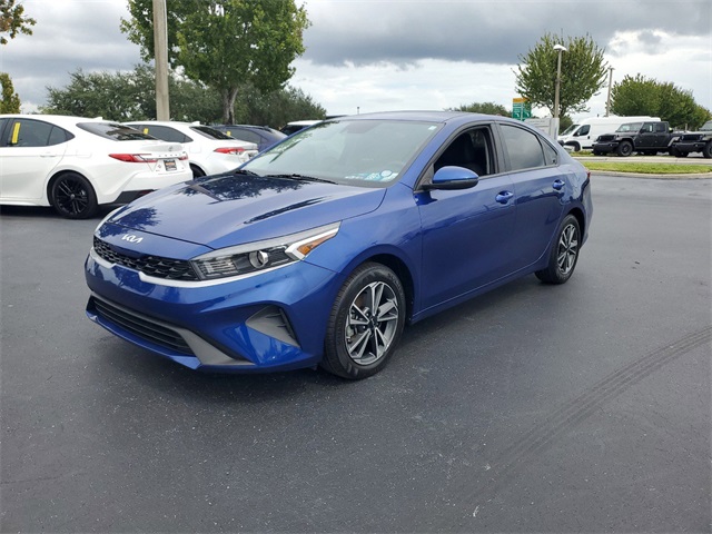 2023 Kia Forte LXS 3