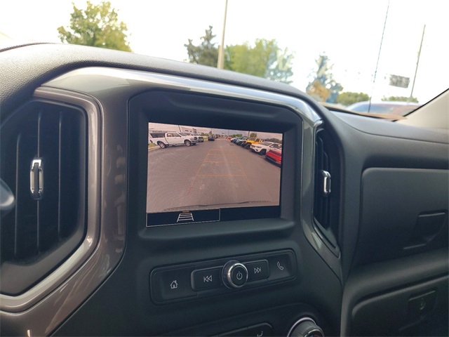 2023 Chevrolet Silverado 1500 WT 18