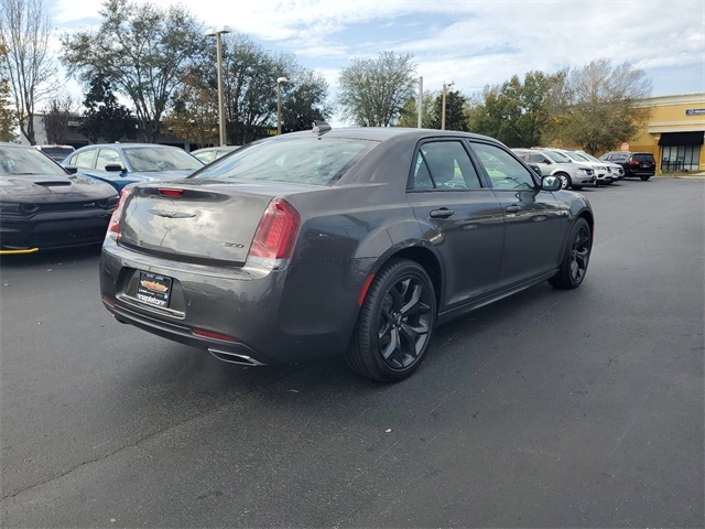 2023 Chrysler 300 Touring 19