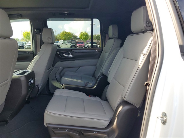 2023 GMC Yukon XL SLT 10