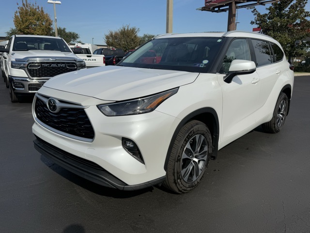 2023 Toyota Highlander L 3