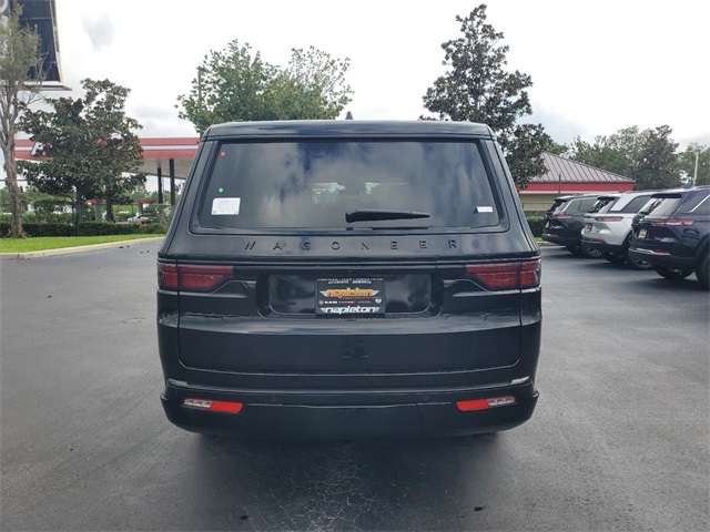 2023 Jeep Wagoneer L Series II 19