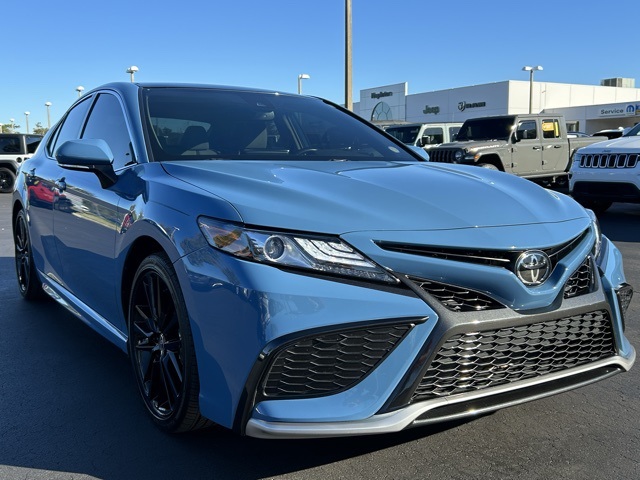 2023 Toyota Camry XSE 3