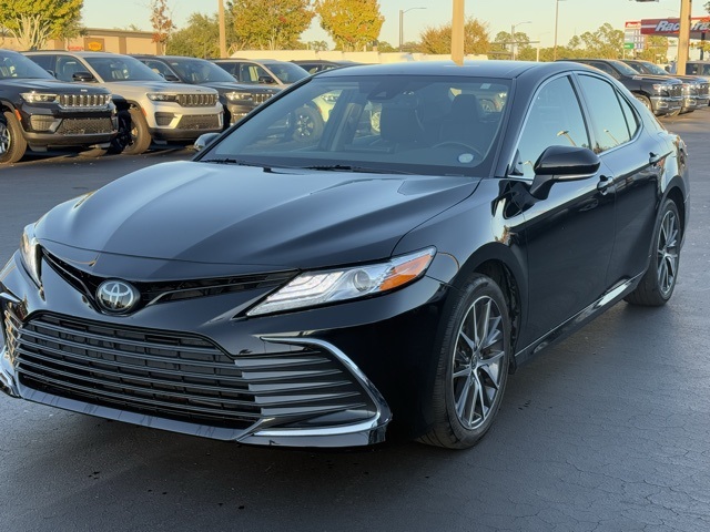 2023 Toyota Camry XLE 3