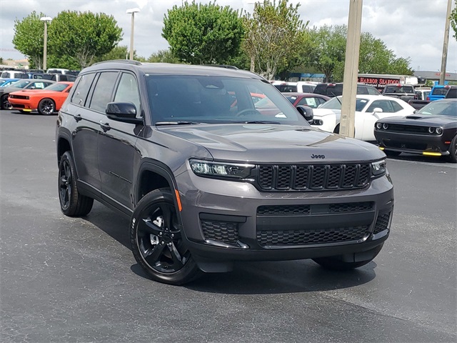 2024 Jeep Grand Cherokee L Laredo 23