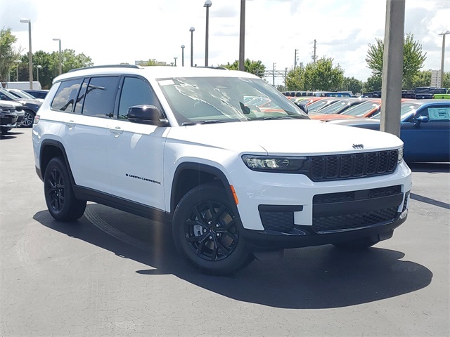 2024 Jeep Grand Cherokee L Altitude 19