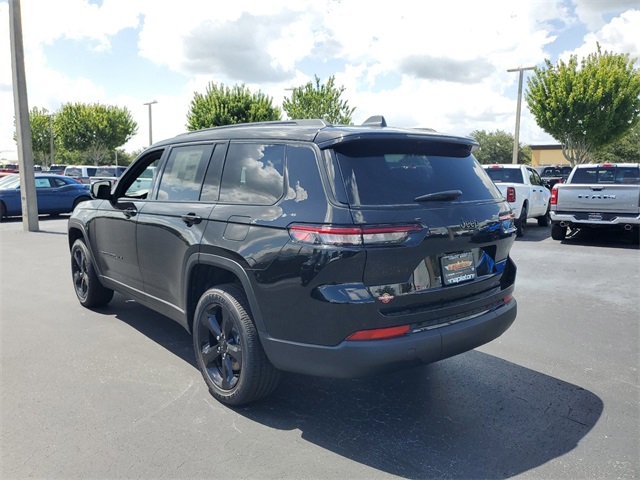 2024 Jeep Grand Cherokee L Altitude X 15