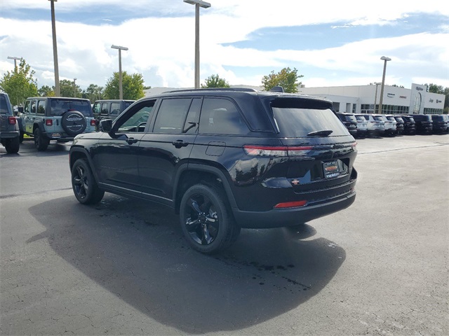 2024 Jeep Grand Cherokee Altitude 5