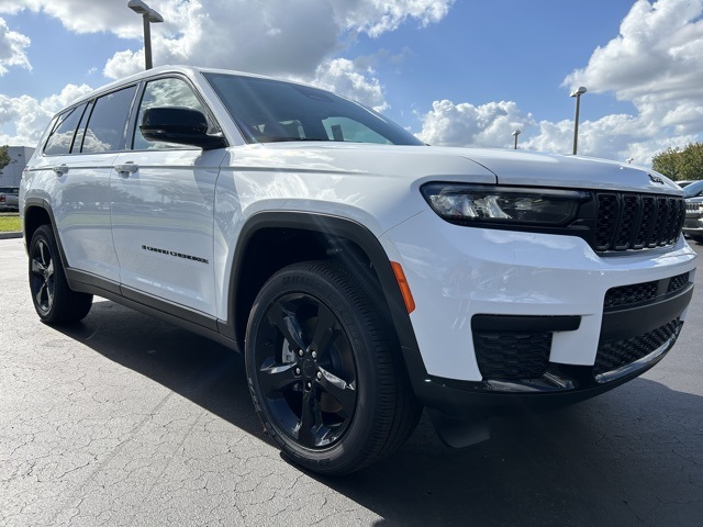 2024 Jeep Grand Cherokee L Altitude X 3