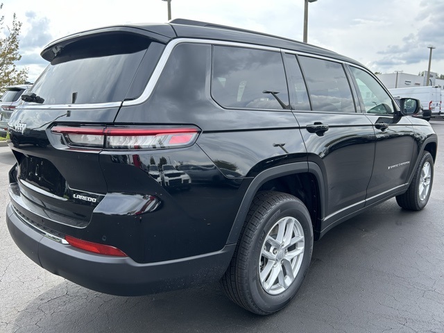 2024 Jeep Grand Cherokee L Laredo 5