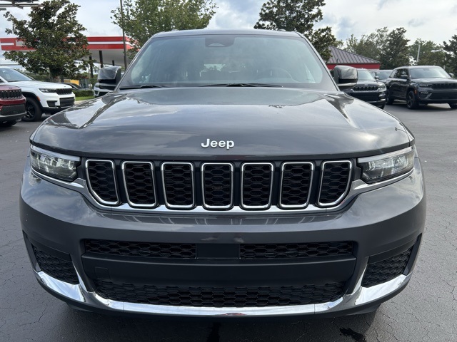 2024 Jeep Grand Cherokee L Laredo 2