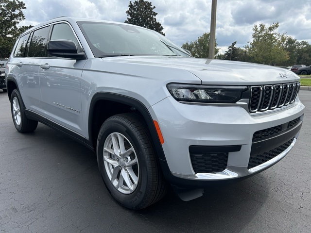 2024 Jeep Grand Cherokee L Laredo 3