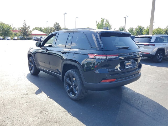 2024 Jeep Grand Cherokee Limited 16