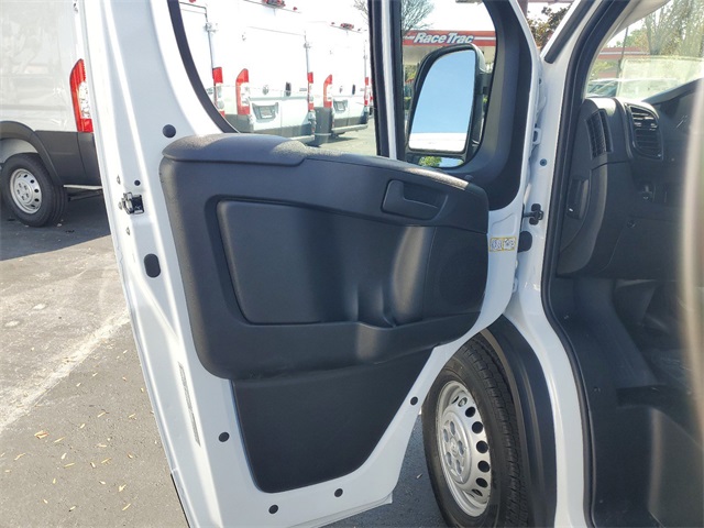 2024 Ram ProMaster 1500 Low Roof 5