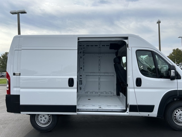 2024 Ram ProMaster 1500 Base 17