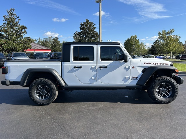 2024 Jeep Gladiator Mojave 4