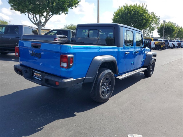 2024 Jeep Gladiator Sport 21