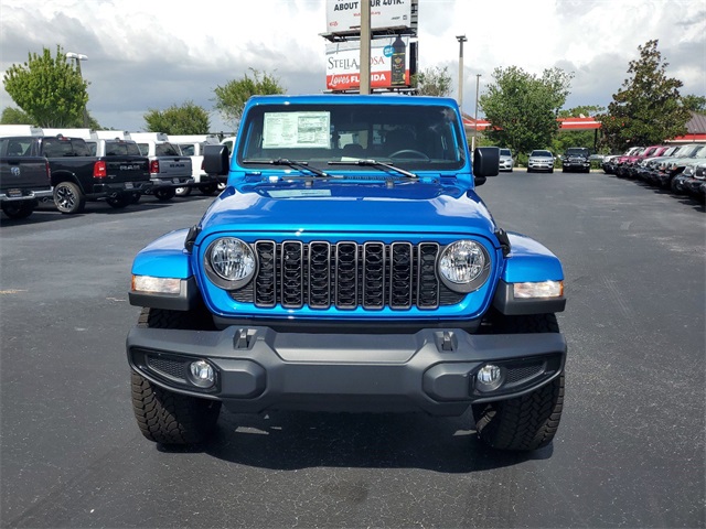 2024 Jeep Gladiator Sport 2