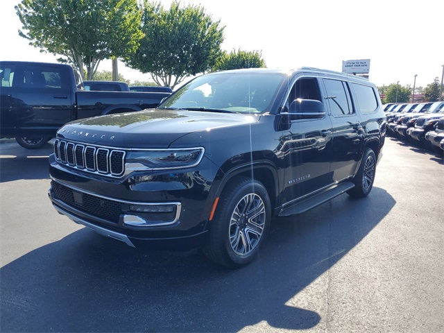 2024 Jeep Wagoneer L Series II 3