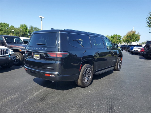 2024 Jeep Wagoneer L Series II 19