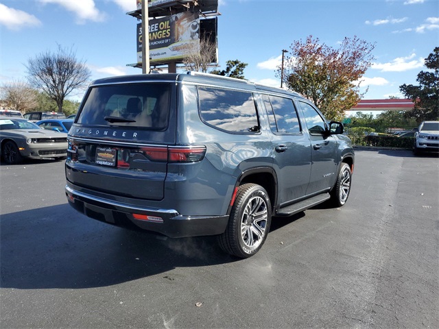 2024 Jeep Wagoneer Base 19