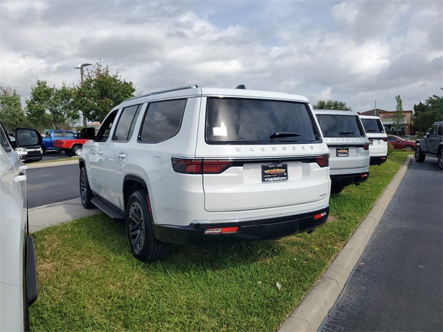 2024 Jeep Wagoneer Series II 17