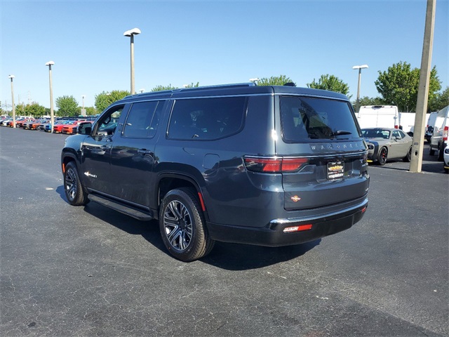 2024 Jeep Wagoneer L Series II 16