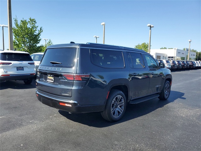 2024 Jeep Wagoneer L Series II 18