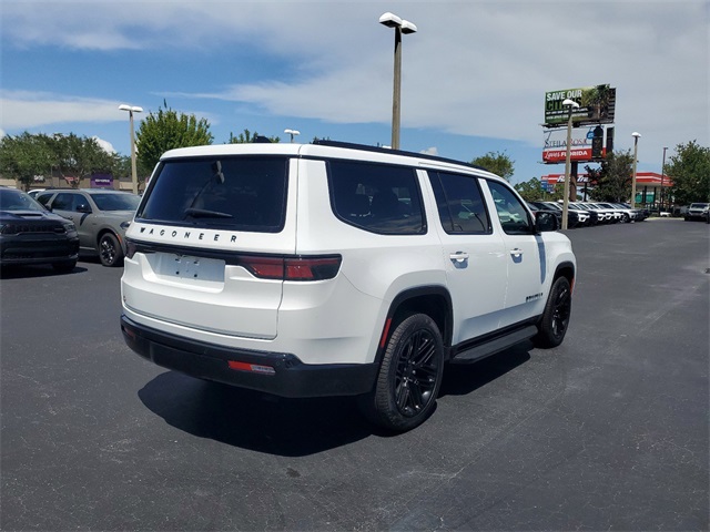 2024 Jeep Wagoneer Series II 19