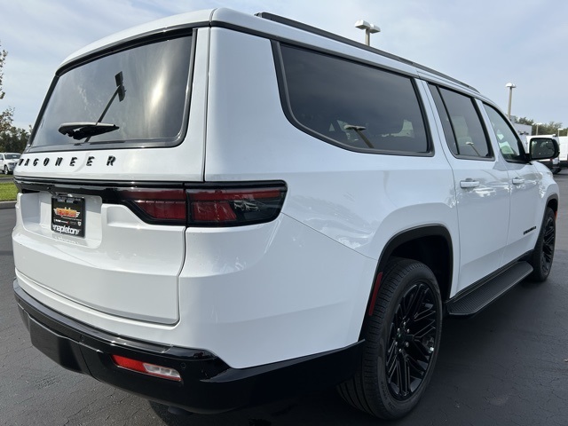 2024 Jeep Wagoneer L Series II 5