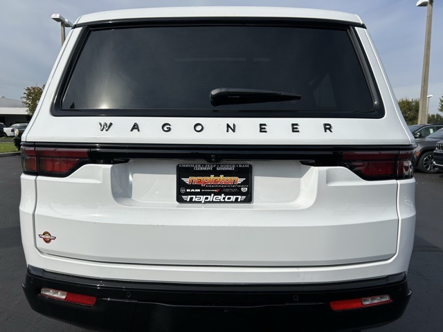 2024 Jeep Wagoneer L Series II 6