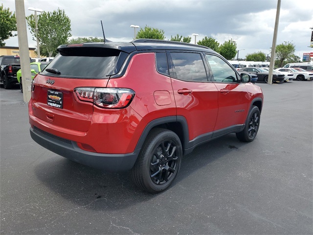 2024 Jeep Compass Latitude 19