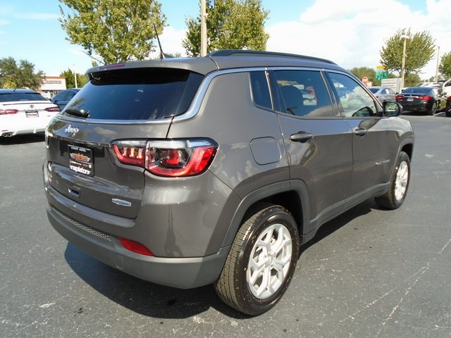 2024 Jeep Compass Latitude 8