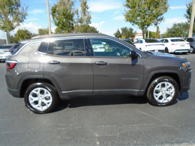 2024 Jeep Compass Latitude 9